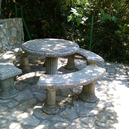 Apartment In With Sea View, Balcony, Air Conditioning, Wi-fi