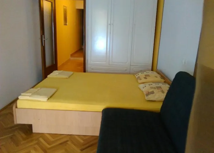In With Sea View, Balcony, Air Conditioning, Wi-fi