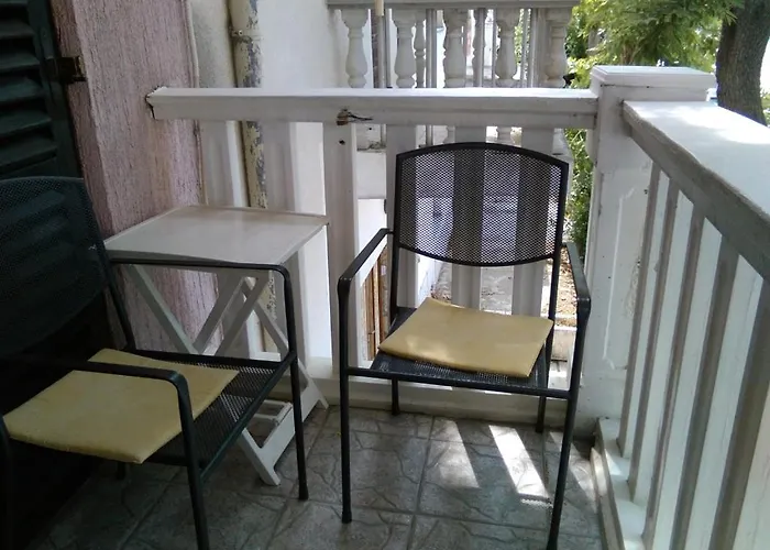 Appartement In With Sea View, Balcony, Air Conditioning, Wi-fi *