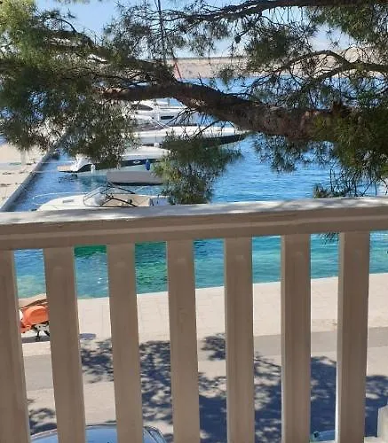 Appartement In With Sea View, Balcony, Air Conditioning, Wi-fi *