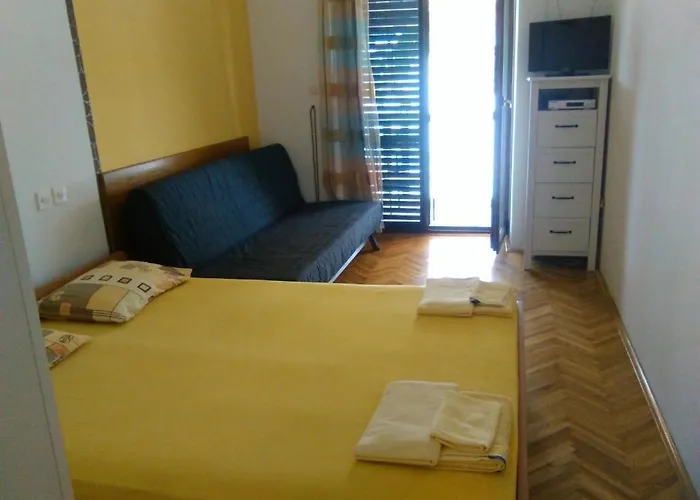 Appartement In With Sea View, Balcony, Air Conditioning, Wi-fi *