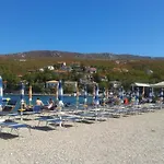 In With Sea View, Balcony, Air Conditioning, Wi-fi Apartman *