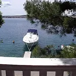 In With Sea View, Balcony, Air Conditioning, Wi-fi